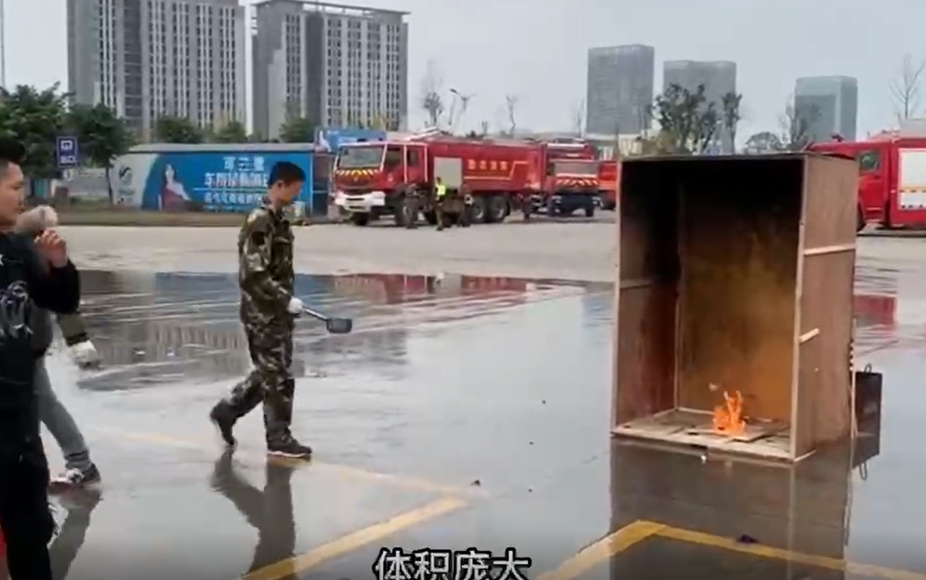 ��Ͷ��������ƿ��������Ƶ