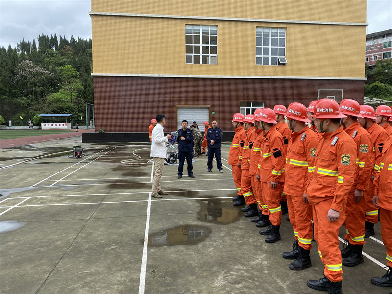 �������ۺ�Ӧ����Ԯ֧�ӽ������ռ���ѵ